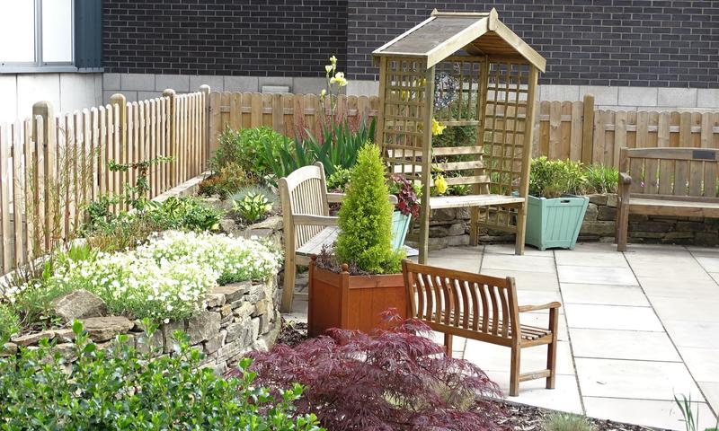 New seating area and plants installed at Barnsley NHS Hospital Memorial Garden