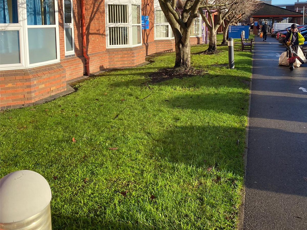 We carried out winter leaf clearance and grounds maintenance across Midlands Hospital Trust sites to bring them back up to standard and keep people safe.