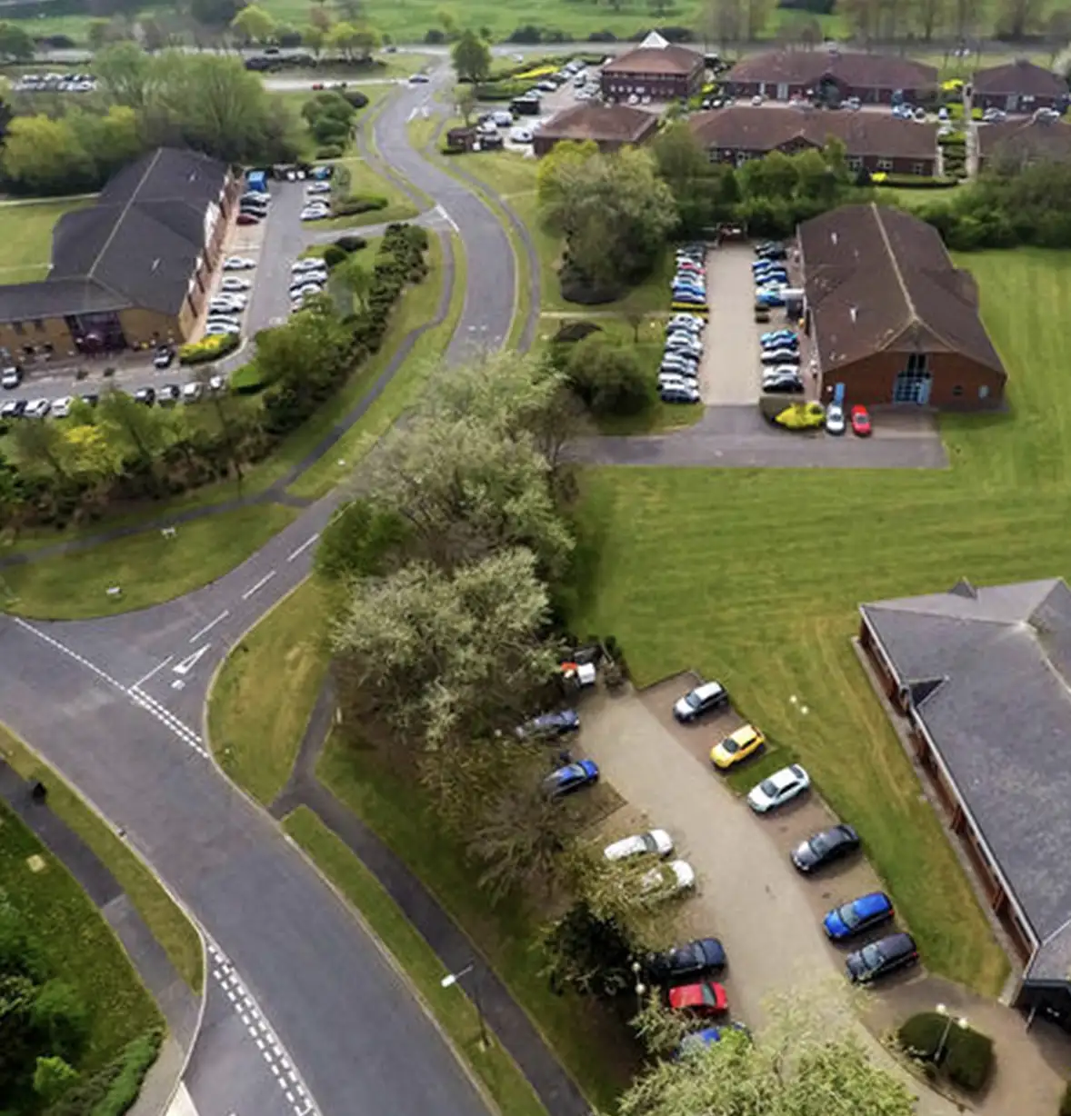 business-parks-grounds-maintenance-8