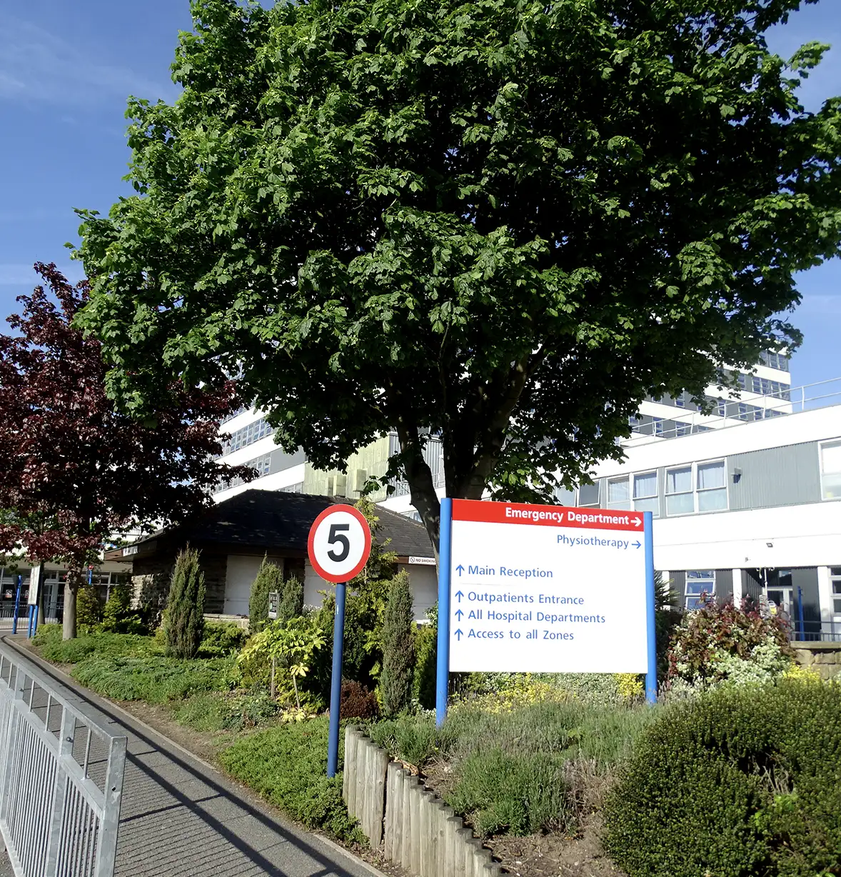 hospital-grounds-maintenance-2
