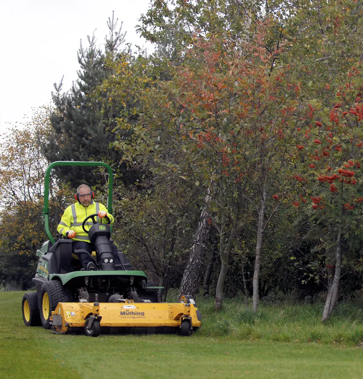residential-estate-landscaping-maintenance-2